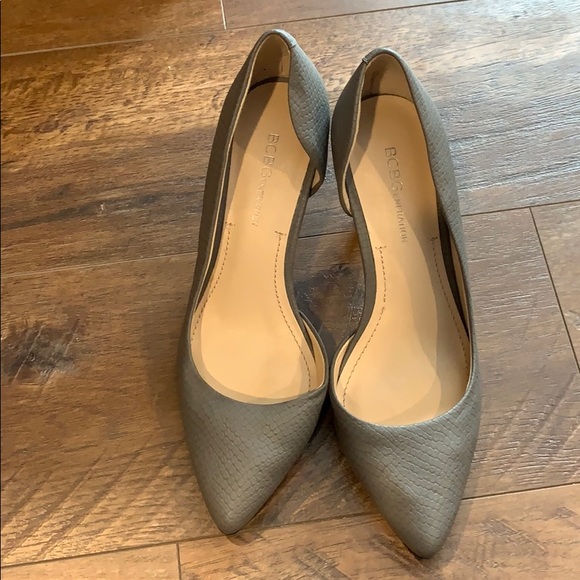 Heels - Picture 2 of 7